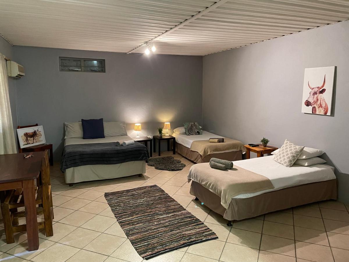 Kololo Guesthouse Katima Mulilo Buitenkant foto