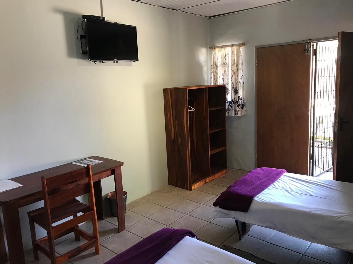 Kololo Guesthouse Katima Mulilo Buitenkant foto
