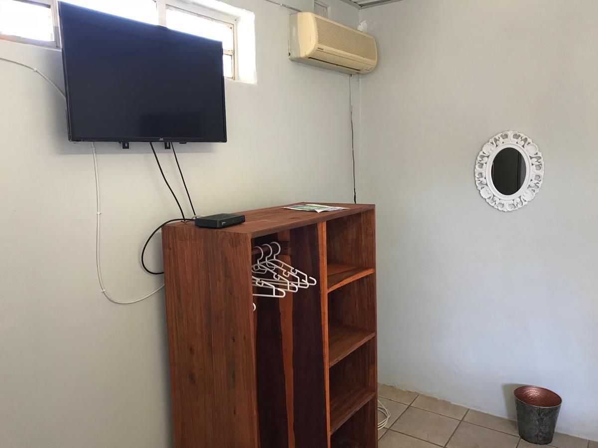 Kololo Guesthouse Katima Mulilo Buitenkant foto