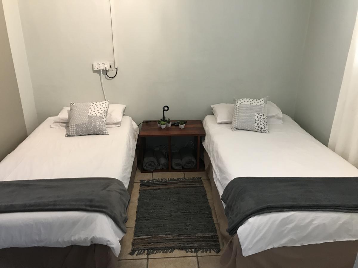 Kololo Guesthouse Katima Mulilo Buitenkant foto